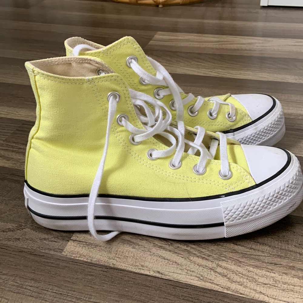 Platform Converse